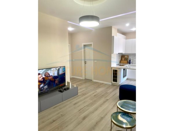 Shitet , Apartament 1+1 , Parku Olimpik , Tirane