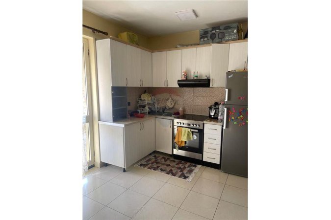 Apartament 1+1 me qira Myslym Shyri