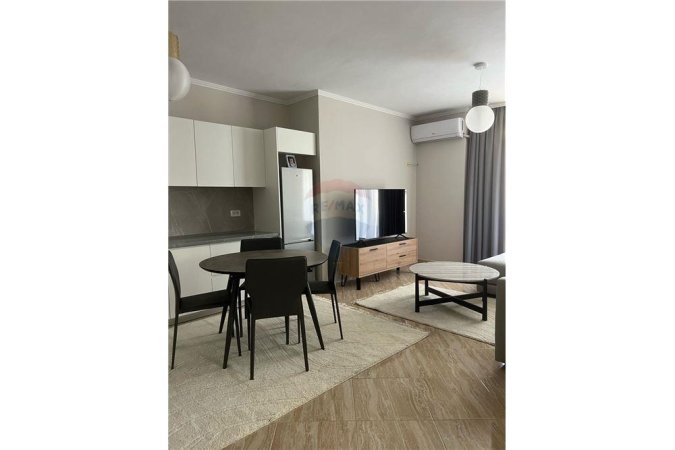 Apartament 2+1+2 me qira ne Astir.