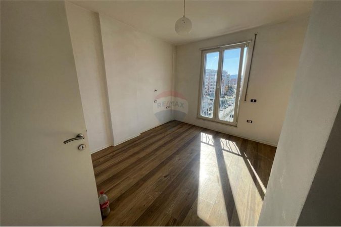 Apartament 2+1+2 per qira tek Ali Demi