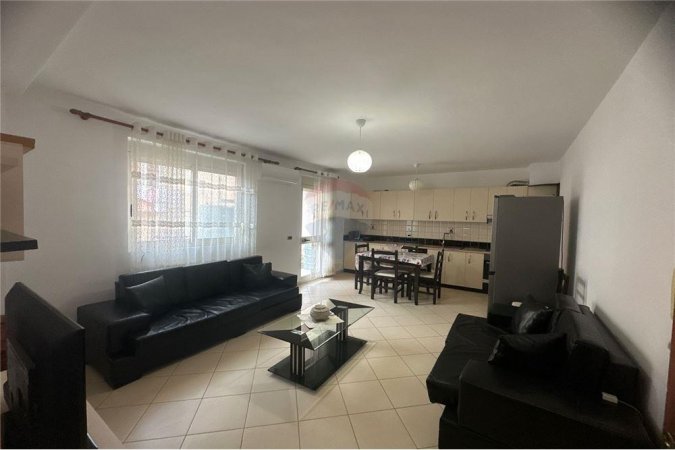 Apartament 1+1 per qira te Liqeni i Thate