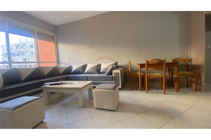 Apartament 2+1 per qira ne Yzberisht!