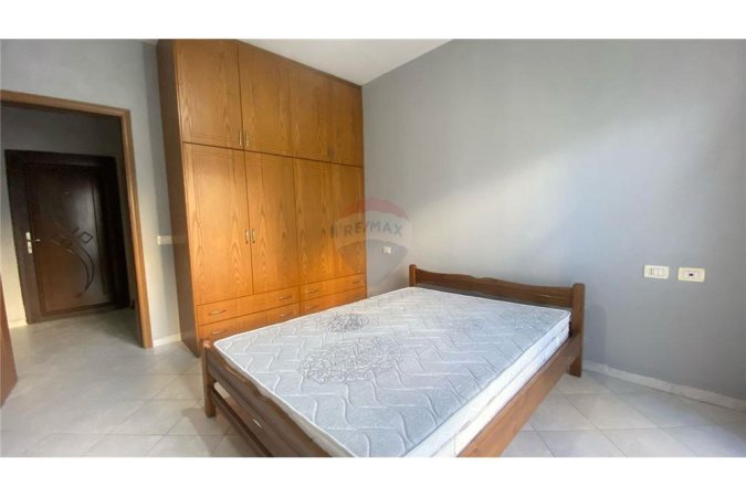 Apartament 2+1 per qira ne Yzberisht!