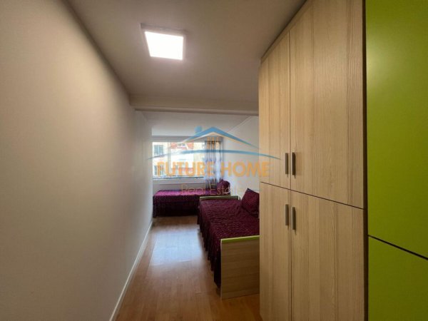 Shitet Apartament 2+1, Rr. "Perlat Rexhepi",Bllok