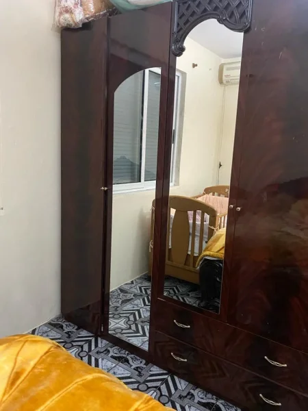 Apartament 1+1 me qera Rruga e Kavajes 40.000 ALL