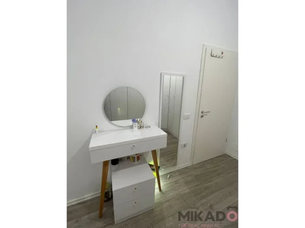 Jepet me qira Apartament 2+1 tek Kompleksi "Mangalem", Ali Dem!