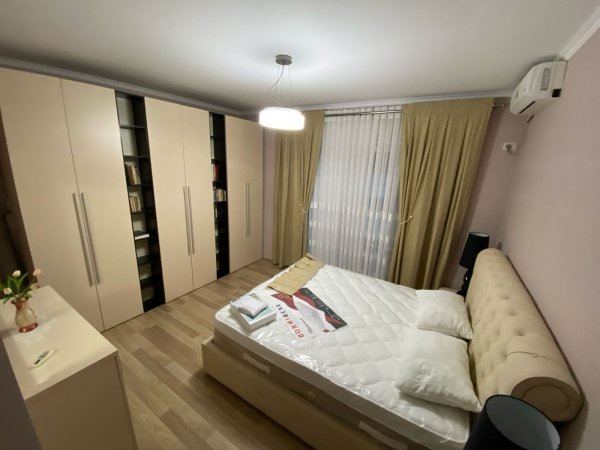 Qera , Apartament 2+1+2 +Post Parkimi , Rruuga e Kavajes ,Tirane