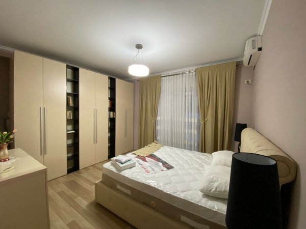 Qera , Apartament 2+1+2 +Post Parkimi , Rruuga e Kavajes ,Tirane