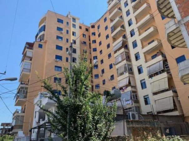 Fier, Shitet Apartament 3+1+BLK Kati 10, 128 m² , 4.935.680 Leke (Rruga "Lami Monka")