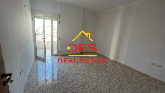 Vlore, shitet apartament 1+1+BLK Kati 7, 78 m² 63.000 Euro