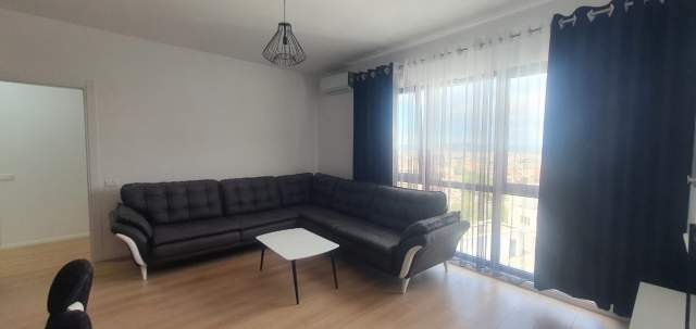 Tirane, jepet me qera apartament 1+1 Kati 10, 65 m² 400 Euro (Rruga Dibres)