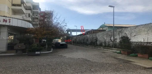 Fier, Shitet Truall 213 m² & Ndertese 213 m², Cmimi Referues 2.420.000 Leke, (Lagja “Kryengritja”)