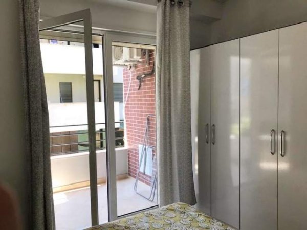 Tirane, jepet me qera apartament 1+1+BLK Kati 3, 58 m² 350 Euro (Rruga Bill Klinton)