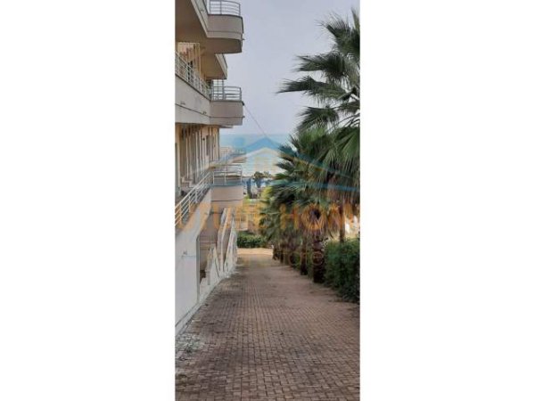 Durres, shitet apartament 2+1+BLK 101 m² 35.000 Euro (Shkembi i Kavajes)