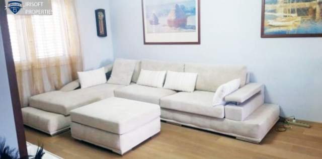 Jepet apartament me qera (3+1)