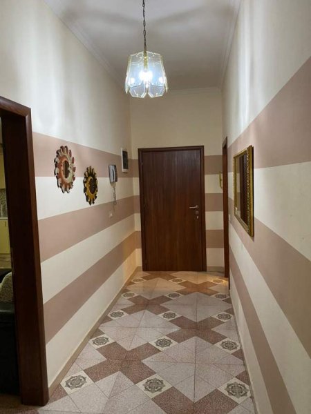 Tirane, jepet me qera Vile 1+1+BLK Kati 2, 60 m² 220 Euro (Rruga Lion Ligori)