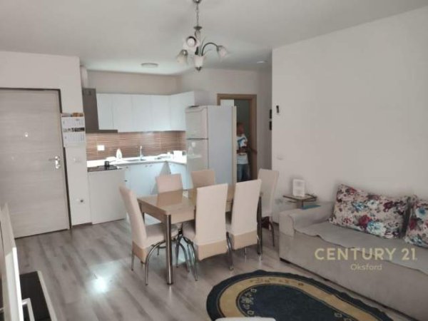 Tirane, jepet me qera apartament 2+1 Kati 3, 550 Euro (LIQENI I THATE)