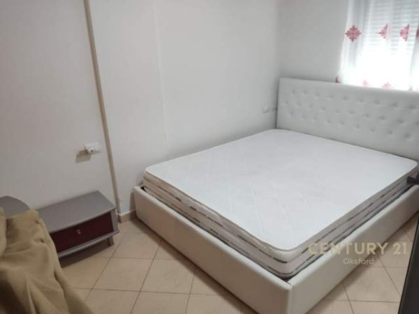Tirane, jepet me qera apartament 2+1 Kati 3, 550 Euro (LIQENI I THATE)