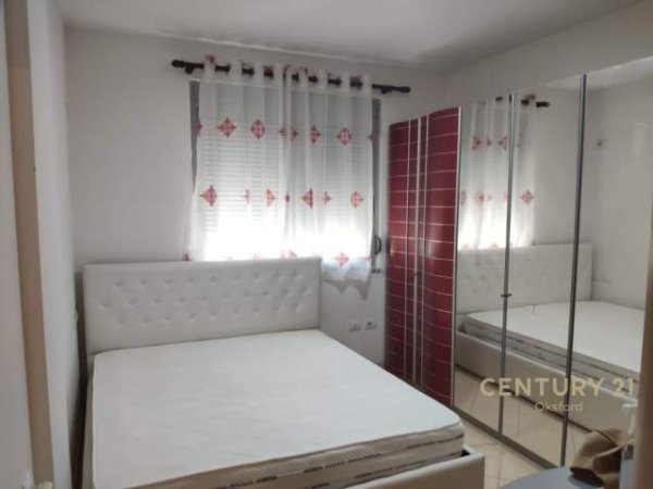 Tirane, jepet me qera apartament 2+1 Kati 3, 550 Euro (LIQENI I THATE)