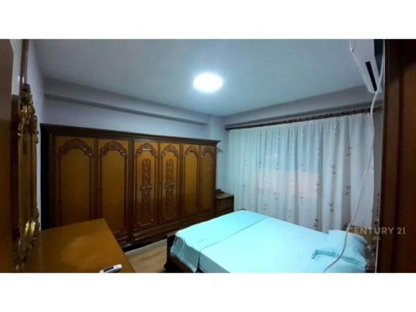 Tirane, jepet me qera apartament 2+1 Kati 1, 60 m² 400 Euro (rr e kosovareve)