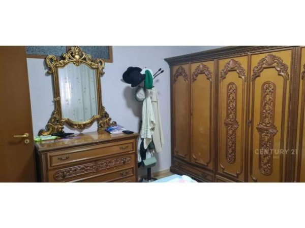 Tirane, jepet me qera apartament 2+1 Kati 1, 60 m² 400 Euro (rr e kosovareve)