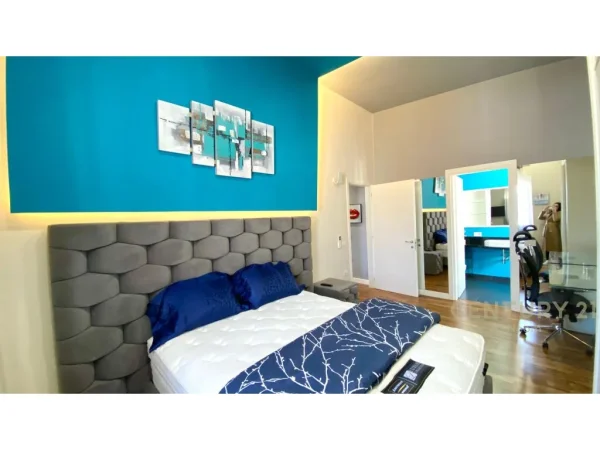 PENTHOUSE MODERN ME QIRA TE LIQENI I THATE!