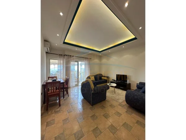 Qera, Apartament 1+1, Pazari I Ri / OPP38096