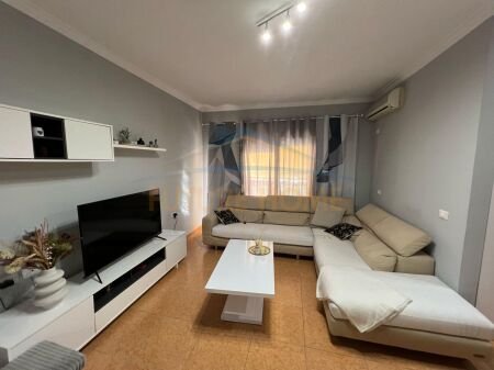 Qera, Apartament 2+1, Ish Fusha e Aviacionit UNA38084