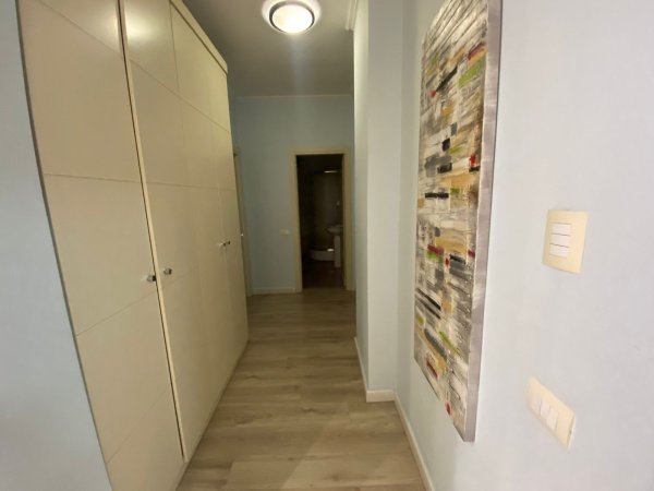 JEPET APARTAMENT ME QIRA  2+1+2 TEK ZOJA E KESHILLIT TE MIRE (ZKM)