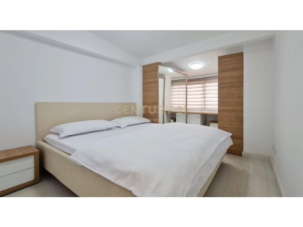 KOMUNA E PARISIT, JAPIM ME QIRA APARTAMENT 2+1