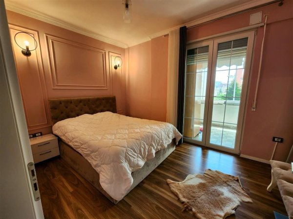 APARTAMENT 2+1 NE SHITJE TE FRESKU