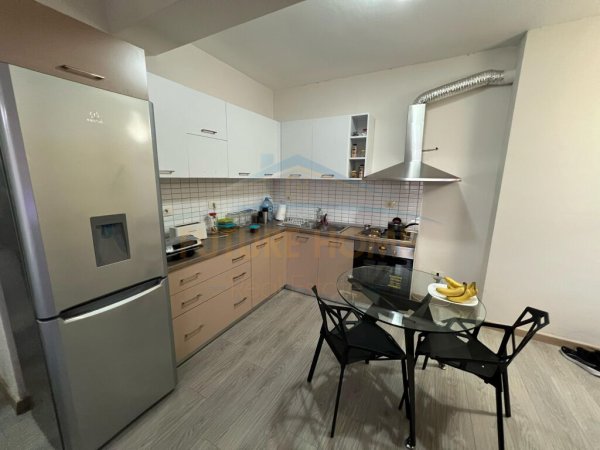 Shitet ,Apartament 2+1+2 ,Kodra e Diellit 2 ,Tirane