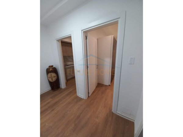 Shitet, Apartament 1+1,Xhamia,Vlore.RV37851