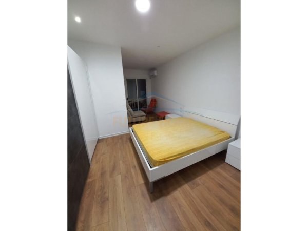 Shitet, Apartament 1+1,Xhamia,Vlore.RV37851