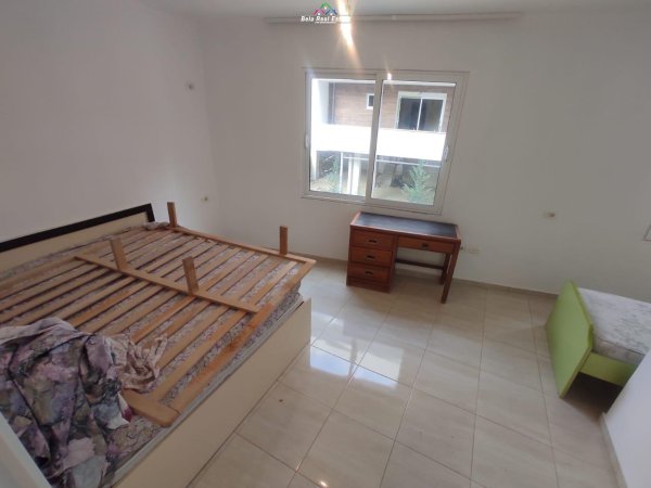 Shitet Apartament 2+1 Tek Fresku (ID B120428) Tirane