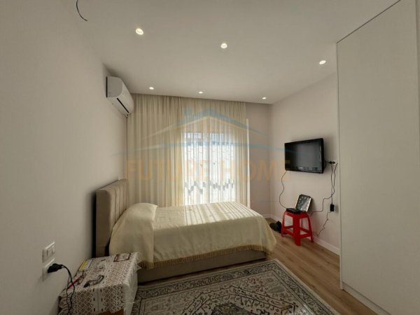 Qera, Apartament 2+1, Rruga e Barrikadave / OPP38127