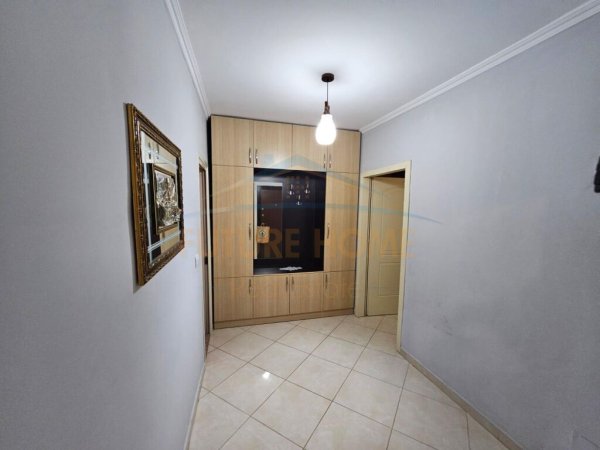 Qera , Apartament 1+1 , Kongresi i Manastirit , Tirane .