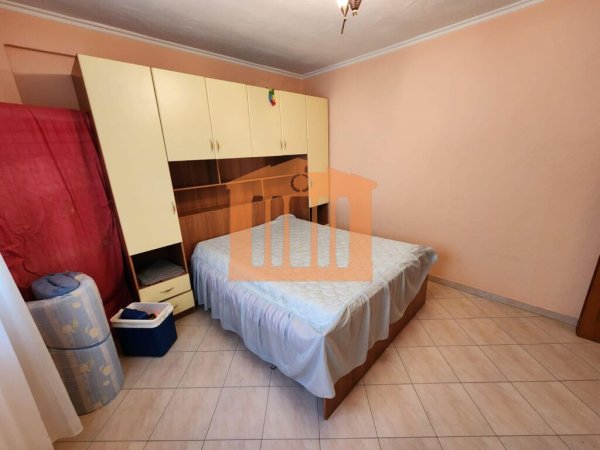 APARTAMENT 1+1 TEK SHKEMBI I KAVAJES,PER SHITJE!