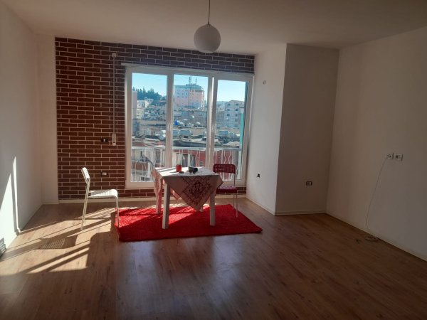 Apartament 2+1+2 me qera te Ali Demi