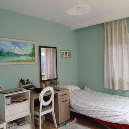 Shitet Apartament 3+1 Tek Rruga Elbasanit [ID PE31]