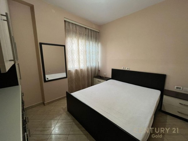 JAPIM ME QERA APARTAMENT 1+1 TEK KODRA DIELLIT!!