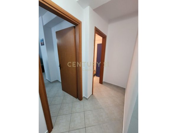 Apartament 1+1 i mobiluar për qira në Astir, Tiranë - 400€ | 72 m²