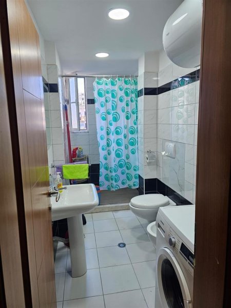 Apartament Per Qera 3+1 Tek Rruga Bardhyl (ID B23135) Tirane