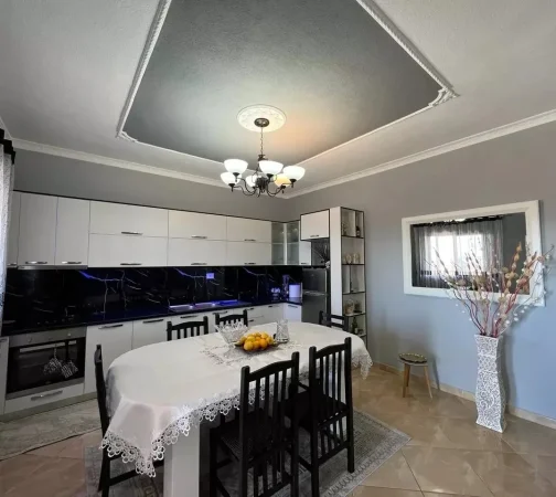 Shitet Shtepi Private ne Tufine