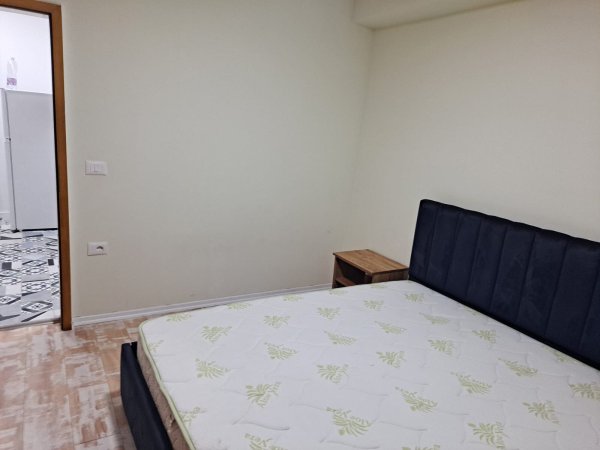 Apartament 2+1 me qera tek ish Restorant Durresi 550 euro