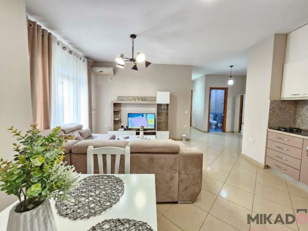 JEPET ME QIRA APARTAMENT 2+1+2 TEK RRUGA E ELBASANIT!