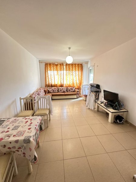 Shitet, Apartament 1+1, Unaza e Re, Tiranë.