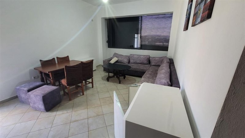 APARTAMENT 2+1 ME QERA AFER BAMIR TOPIT