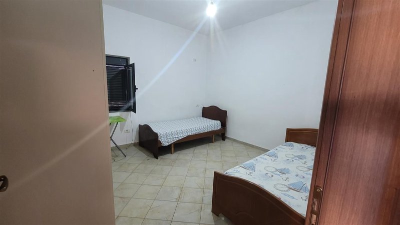 APARTAMENT 2+1 ME QERA AFER BAMIR TOPIT