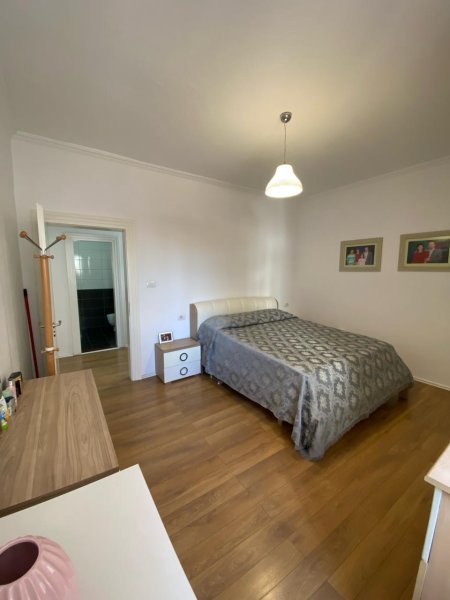 📢Shitet Apartament 3+1 te Stacioni i Fundit te Tiranes Re🔑